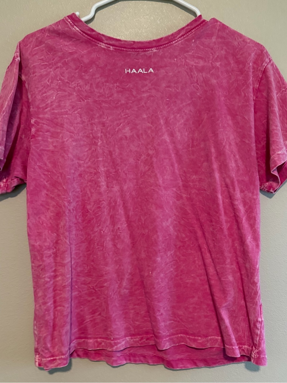 HAALA Women's Pink Mineral Wash Short Sleeve Tee